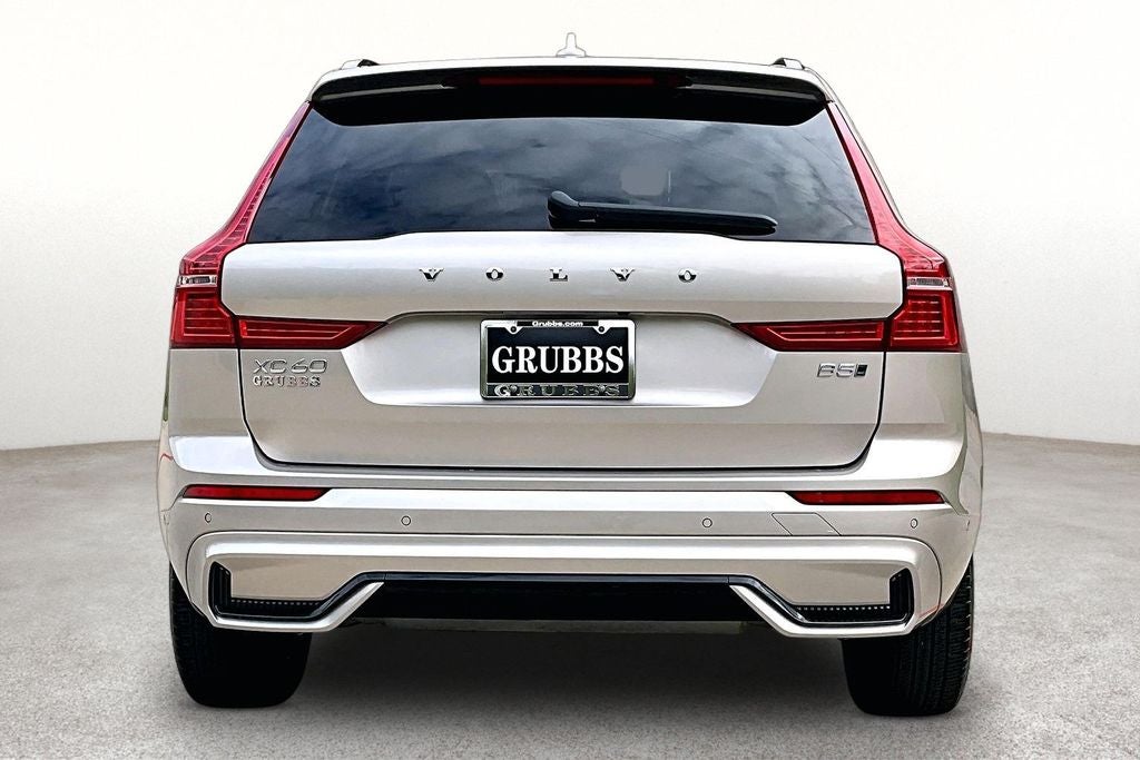2025 Volvo XC60 B5 Plus