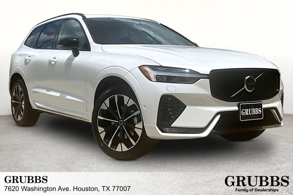 2026 Volvo XC60 B5 Plus