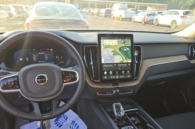 2026 Volvo XC60 B5 Plus