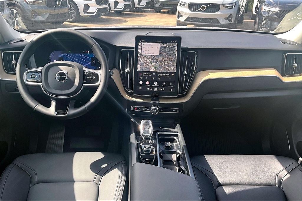 2026 Volvo XC60 B5 Plus
