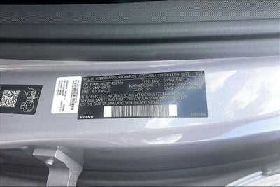 2026 Volvo XC60 B5 Plus