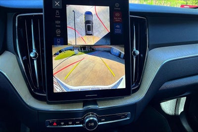 2026 Volvo XC60 B5 Plus