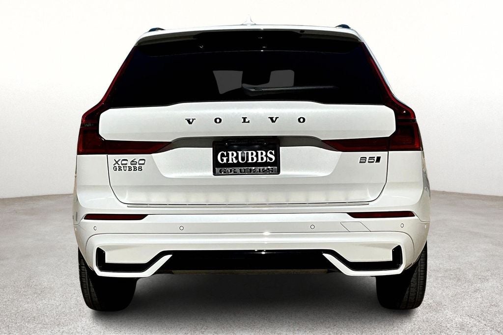 2026 Volvo XC60 B5 Plus