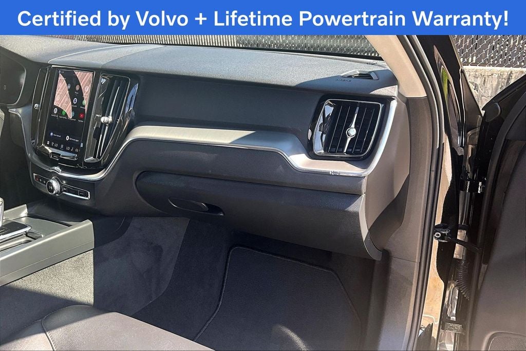 2025 Volvo XC60 B5 Core