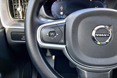 2025 Volvo XC60 B5 Core