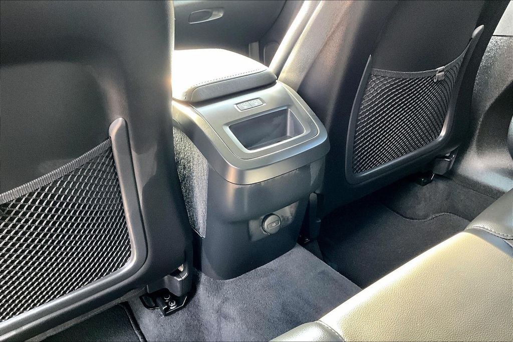 2025 Volvo XC60 B5 Core