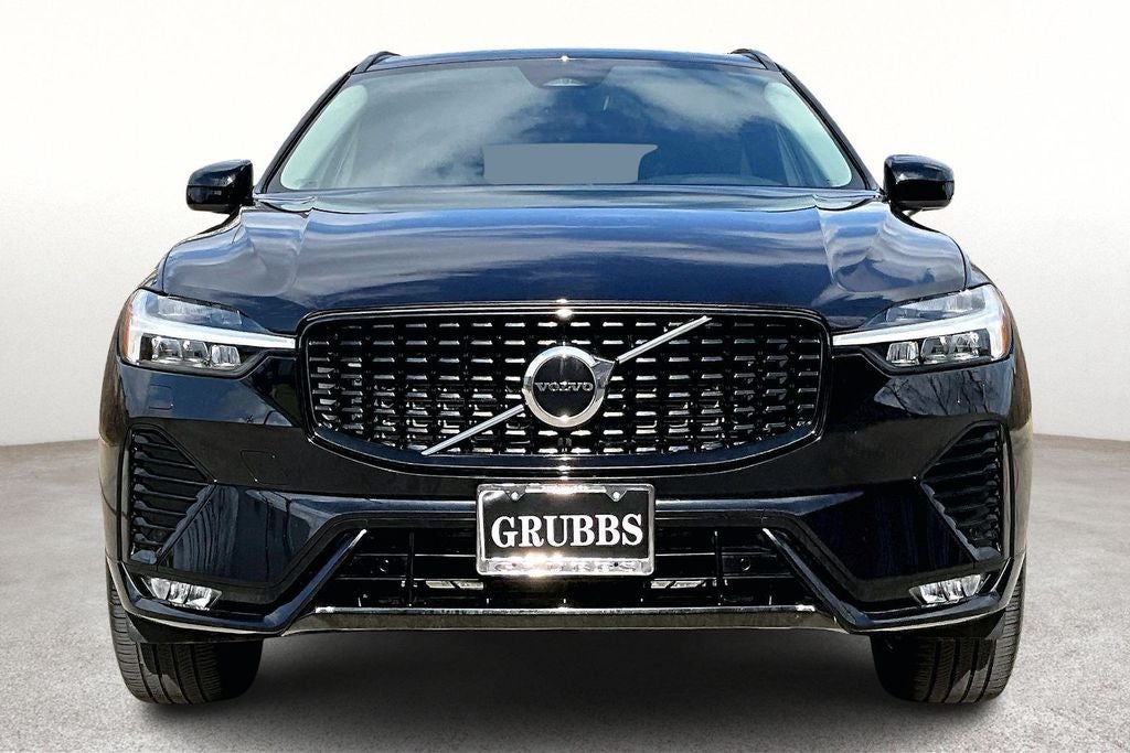 2025 Volvo XC60 B5 Core