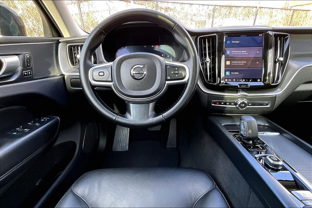 2025 Volvo XC60 B5 Core