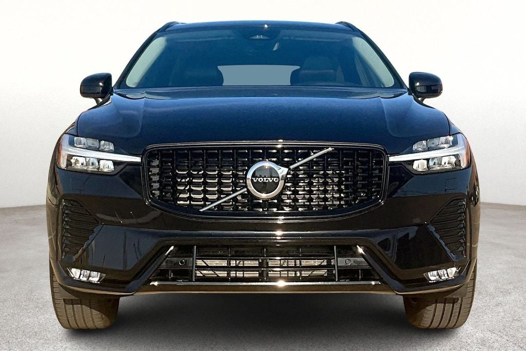 2025 Volvo XC60 B5 Core