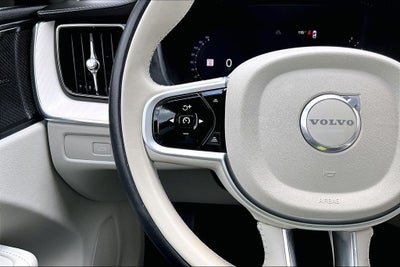2026 Volvo XC60 B5 Ultra