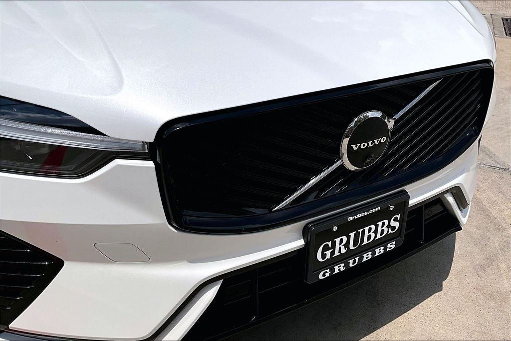 2026 Volvo XC60 B5 Ultra