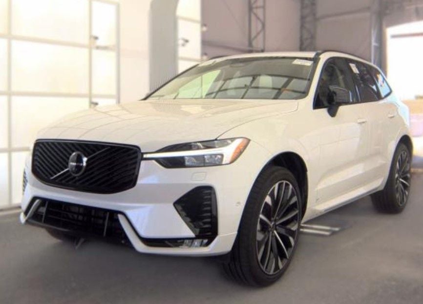 2026 Volvo XC60 B5 Ultra